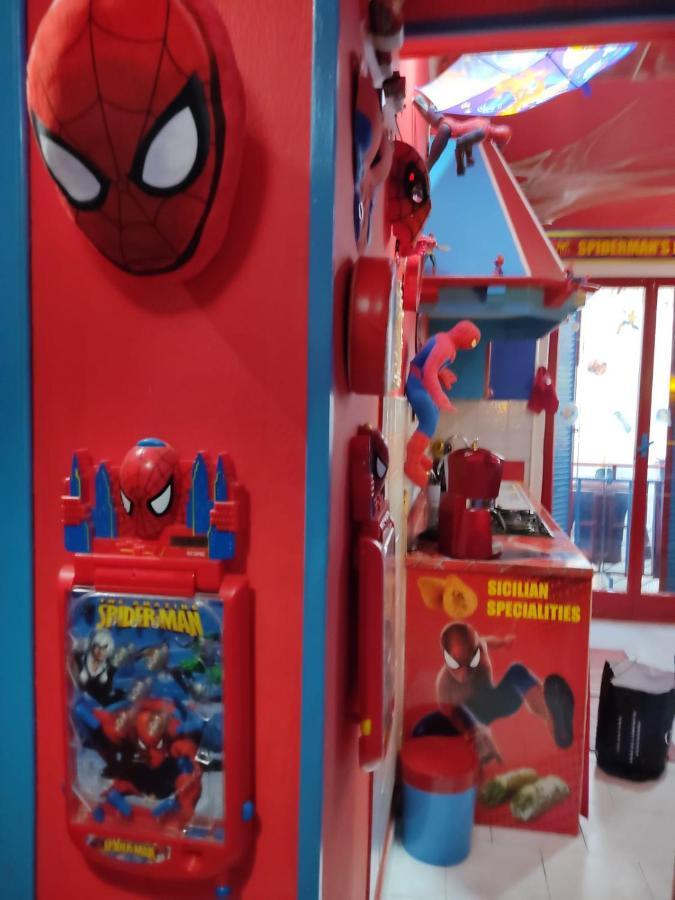 Spiderman House Hotel Catania Ngoại thất bức ảnh