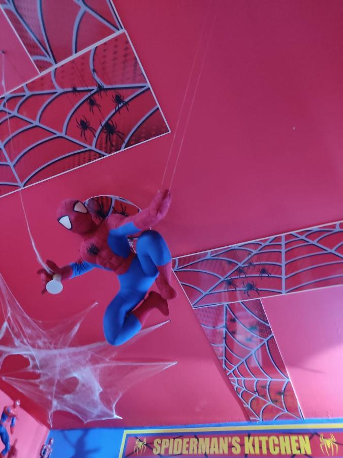 Spiderman House Hotel Catania Ngoại thất bức ảnh